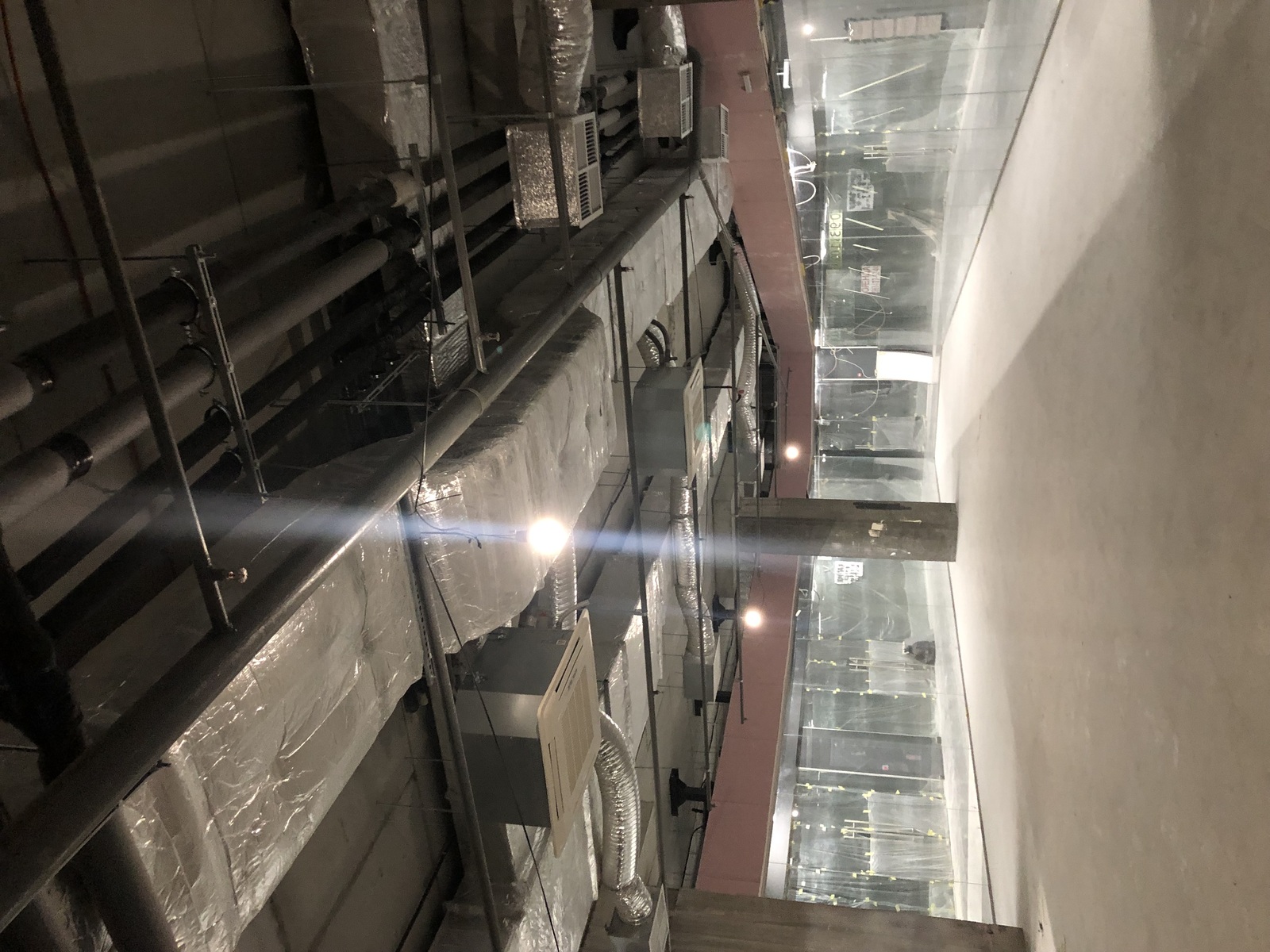 Здам в оренду приміщення 1062м. в ТЦ ОЛІМПІК ПАРК!