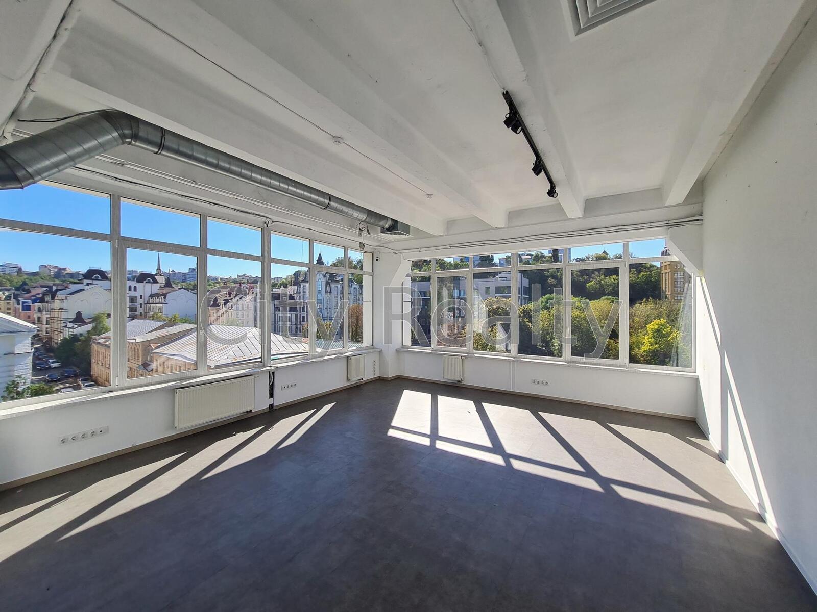 Офіс 237 м.кв. вул. Верхній Вал 2А Поділ метро Контрактова площа Без%