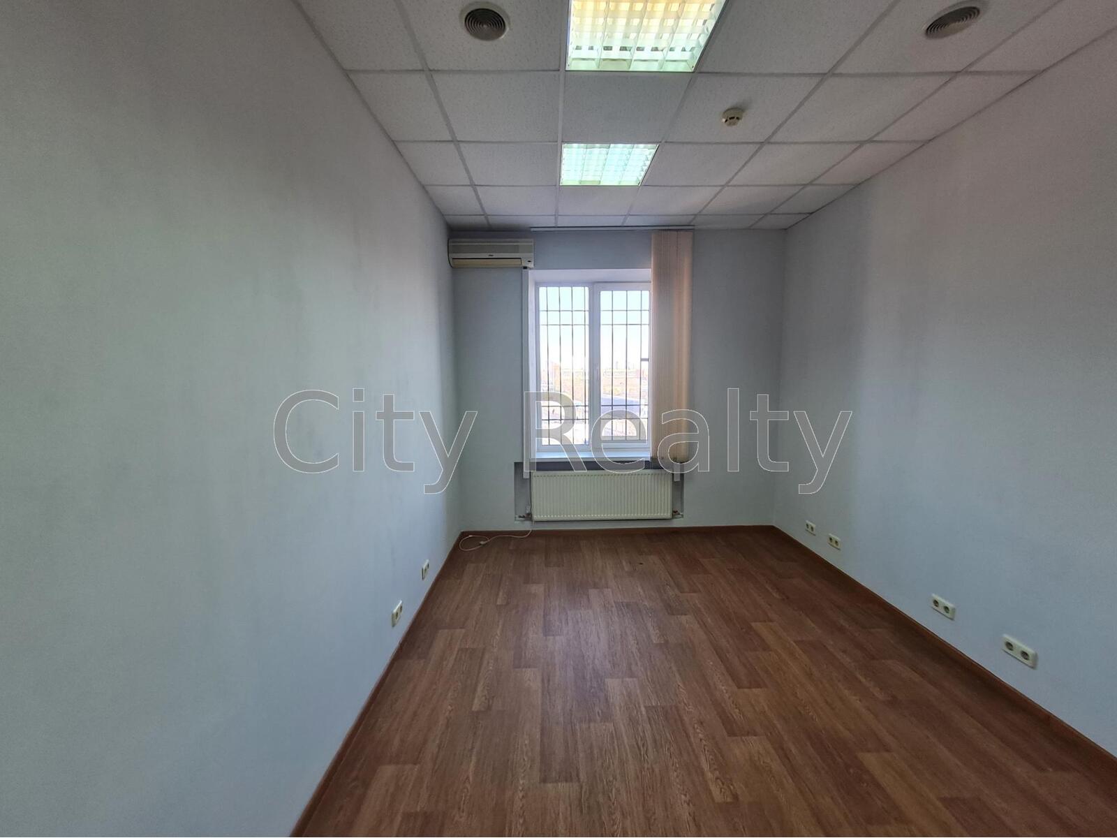 Офіс 67 м.кв. вул. Новозабарська 2/6 Оболонський район Генератор Без%