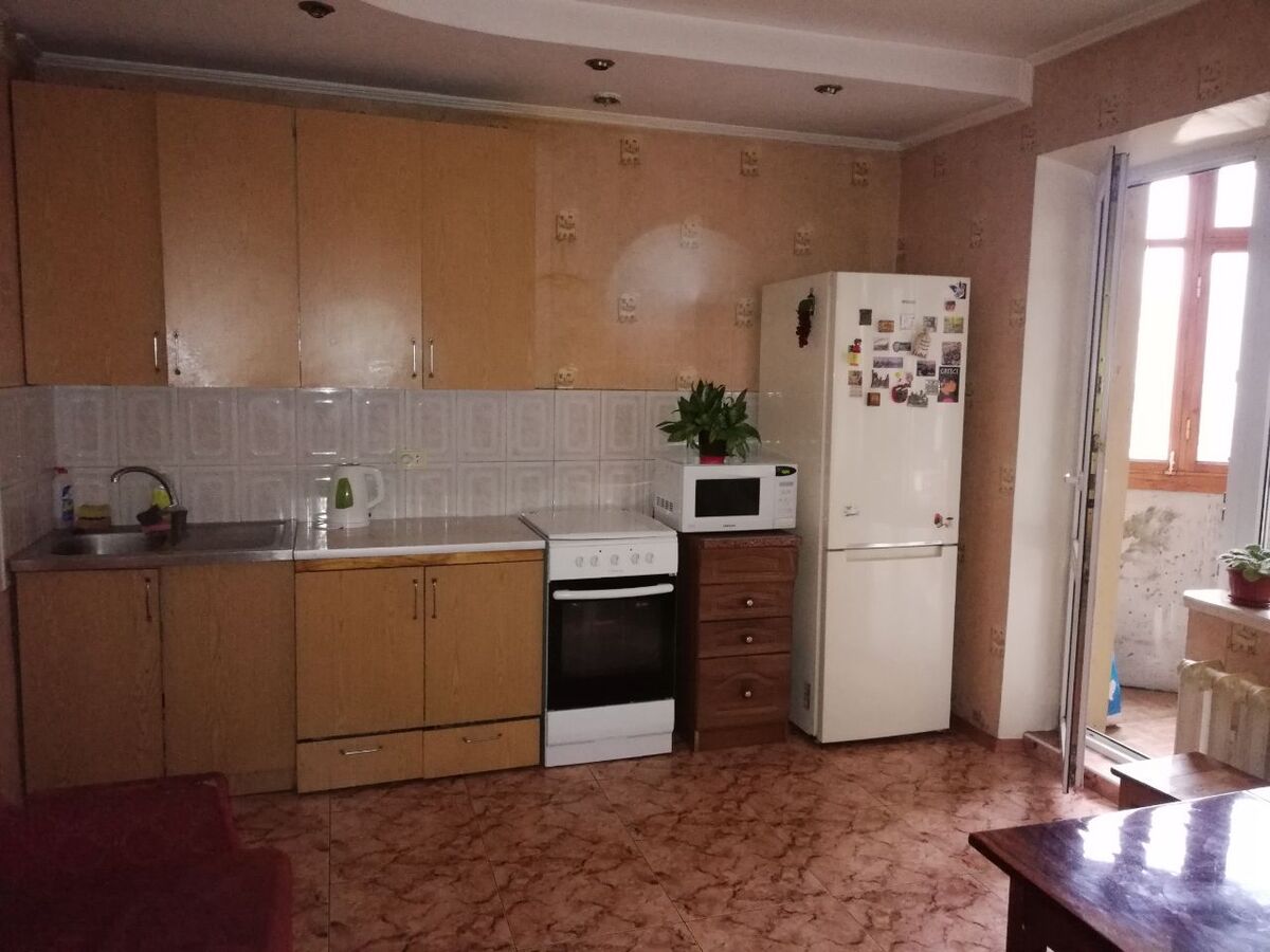 Продам  4к квартиру м.Позняки пр.Петра Григоренка