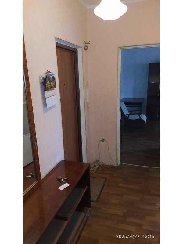 Здам довгостроково 2-к квартиру Одеса, Пересипський, Крымская, 84. 