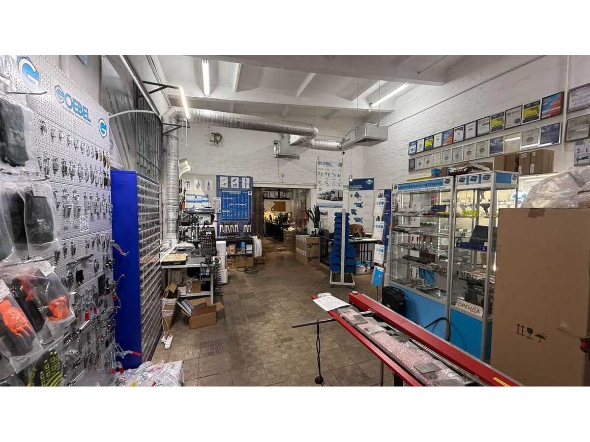 Виробничо-складський комплекс 668м2, вул. Віскозна