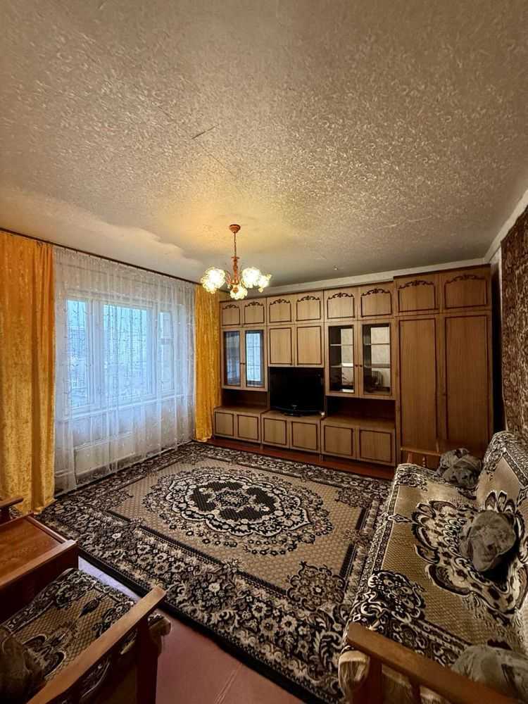 Здам довгостроково 3-к квартиру Київ, Деснянський, вул. Марини Цвєтаєвої, 8а. 