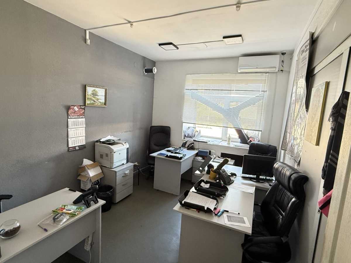 Здам довгостроково  офісне приміщення Київ, Солом`янський, вул. Миколи Василенка, 5. 