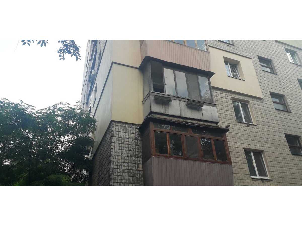 Продам 2-к квартиру Київ, Солом`янський, вул. Олександра Пироговського, 8. 