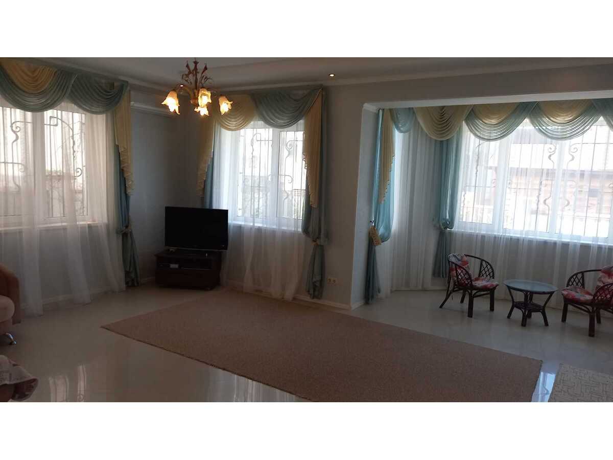 Продам 4-к дім Білгород-Дністровський, Затока, Дачная, 19-23. 