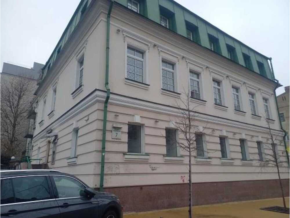 Продам  приміщення вільного призначення Київ, Подільський, вул. Андріївська, 7. 