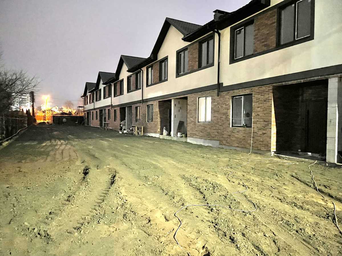 Продам 5-к таунхаус Бучанський, Буча, Яремчука, 5. 