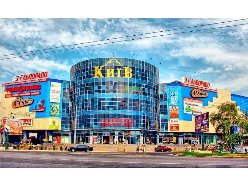 Продам  торгову площу Київ, Печерський, пл. Арсенальна. 