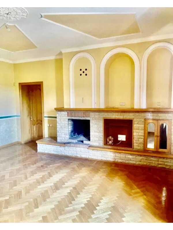 Продам 8-к дім Бучанський, Стоянка, Ленина, 1. 