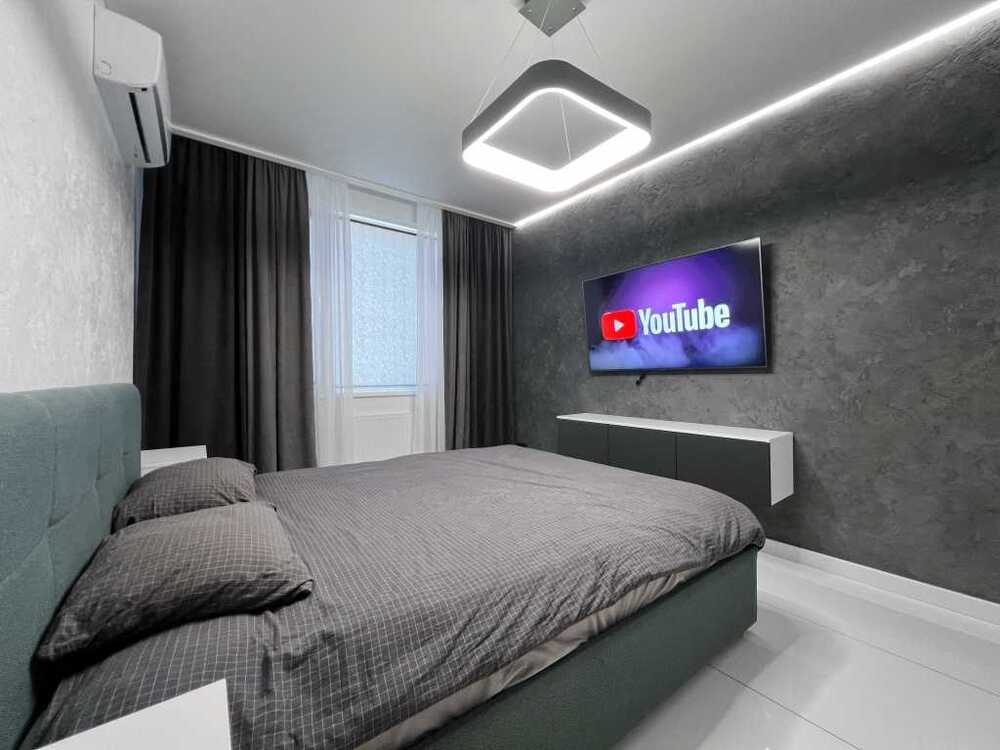 Здам довгостроково 1-к квартиру Київ, Подільський, вул. Родини Крістерів, 20а. 