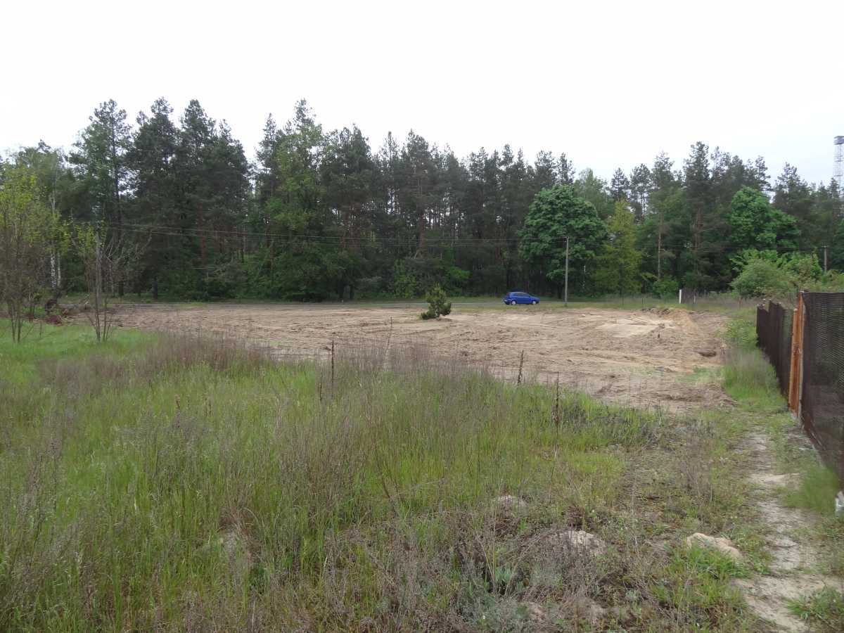 Продам  ділянку під житлову забудову Бучанський, Торф`яне, Лісова. 