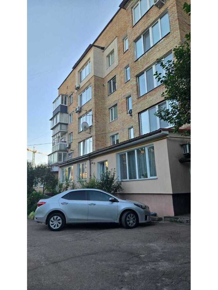 Продам 3-к квартиру Обухівський, Васильків, Декабристів. 