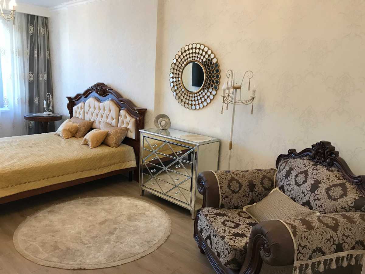 Здам довгостроково 1-к квартиру Одеса, Приморський, Генуэзская, 1е. 