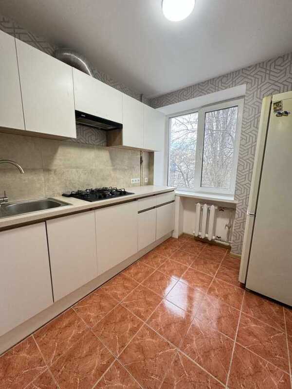 Здам довгостроково 1-к квартиру Одеса, Приморський, Ивана Франко, 39а. 