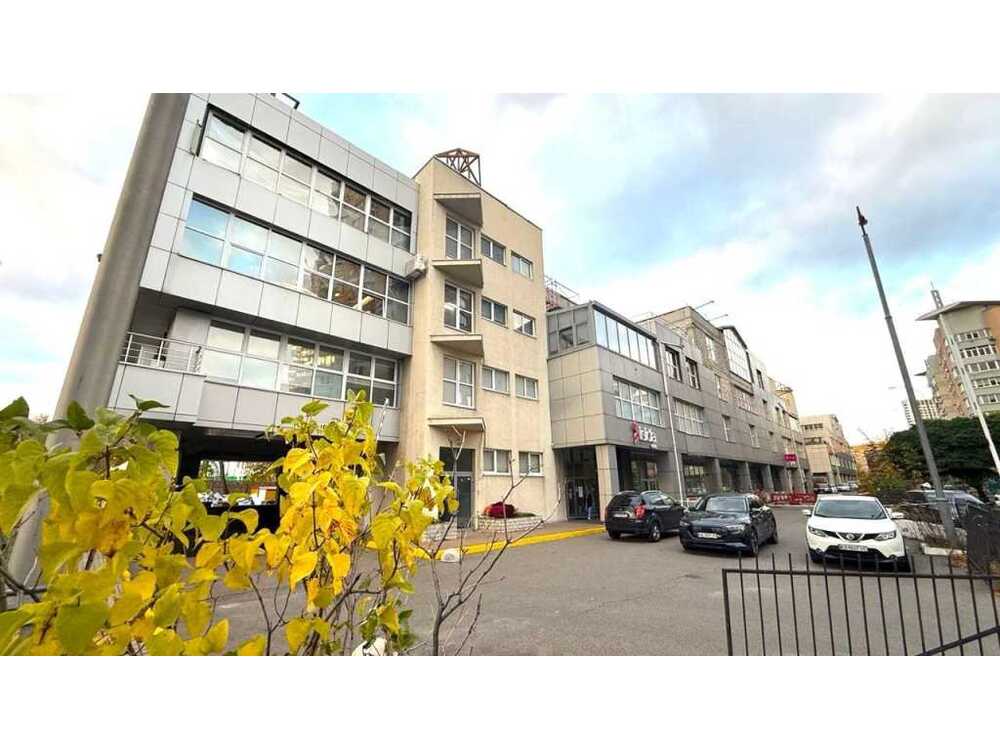 Здам довгостроково  приміщення вільного призначення Київ, Дніпровський, вул. Раїси Окіпної, 8б. 