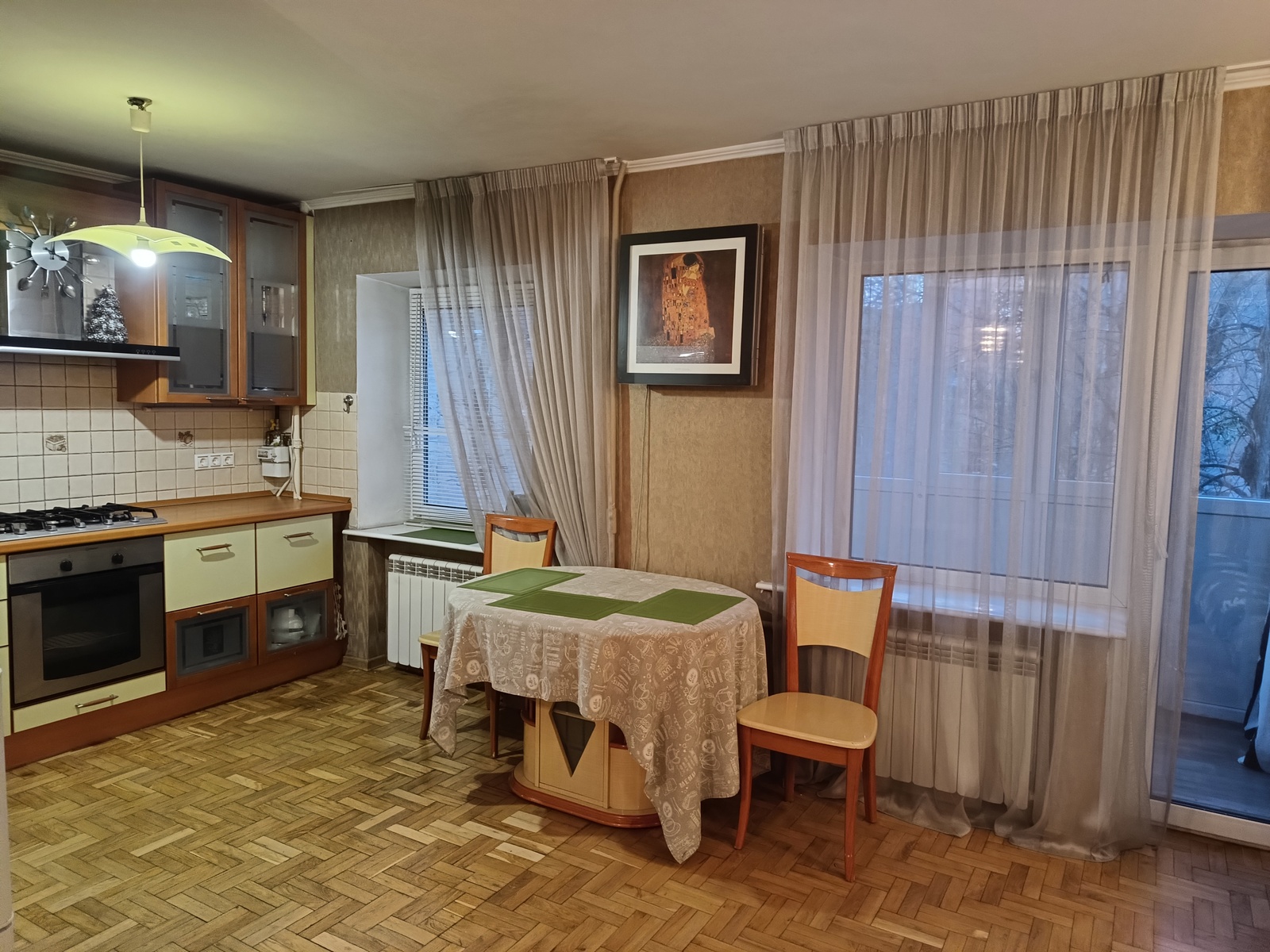 Теліги Олени 37-А, продаж квартири 