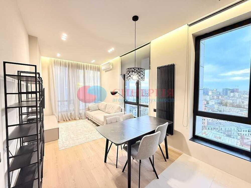 Здам довгостроково 3-к квартиру Київ, Шевченківський, вул. Бульварно-Кудрявська, 17. 