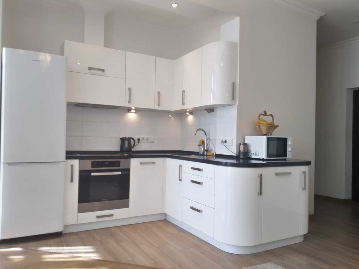 Здам довгостроково 2-к квартиру Київ, Шевченківський, вул. Дмитрівська, 82. 