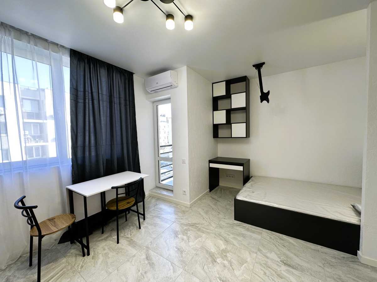 Здам довгостроково 1-к квартиру Київ, Голосіївський, вул. Практична, 42. 