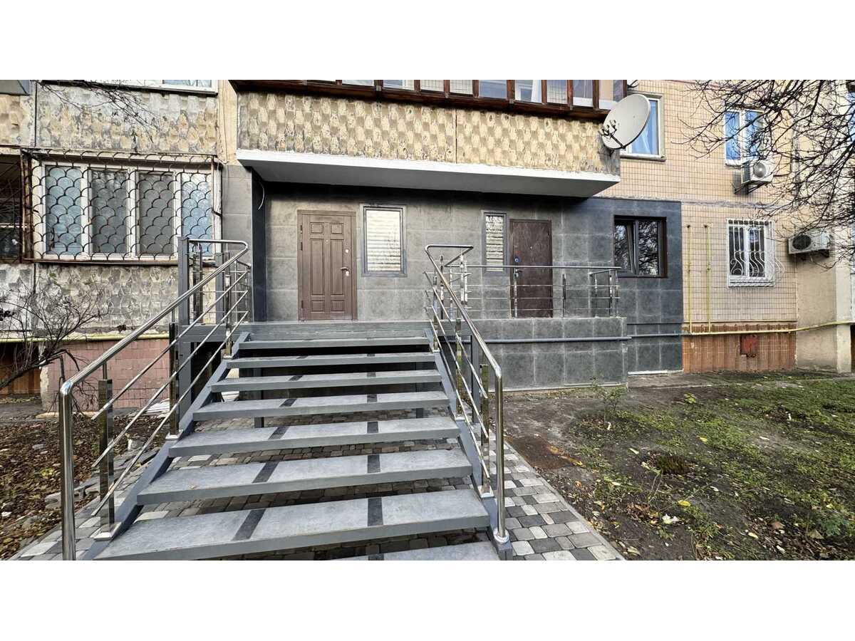 Здам довгостроково  офісне приміщення Київ, Деснянський, вул. Миколи Закревського, 27/2. 