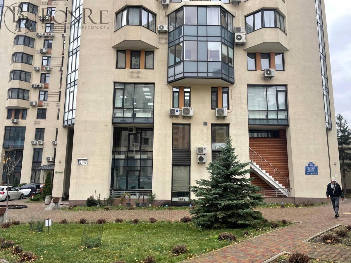 Торгово-Офісне приміщення ЖК Сонячна Брама Здановської 316м2