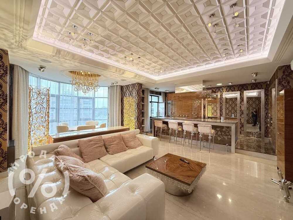 Здам довгостроково 4-к квартиру Київ, Печерський, вул. Хрещатик, 27Б. 