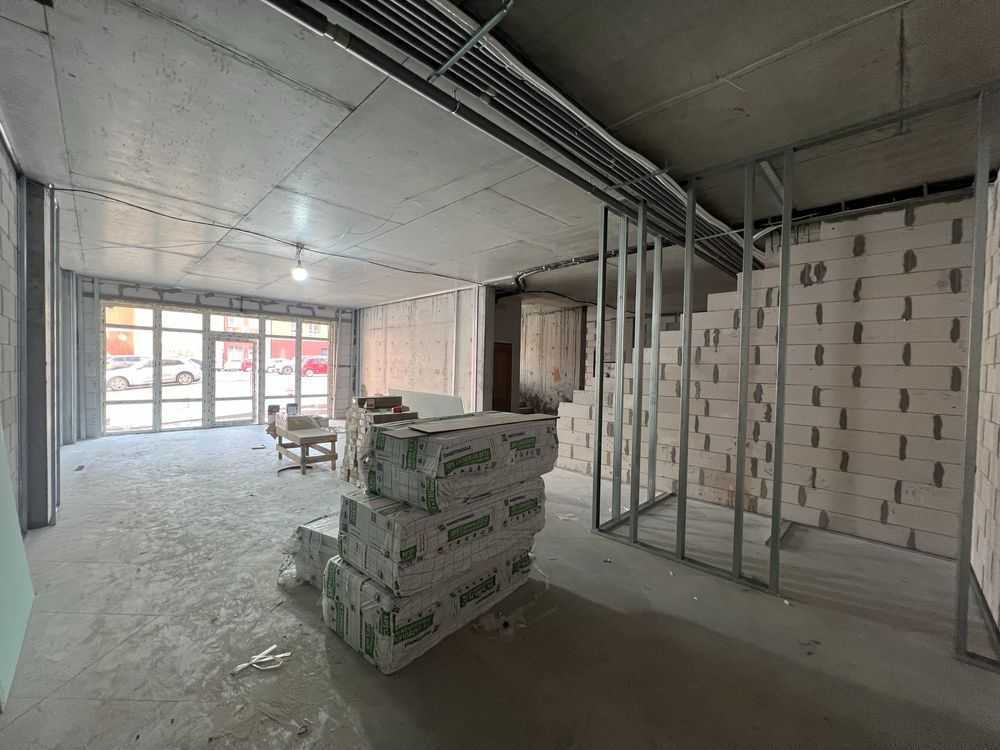 Продам  торгову площу Київ, Шевченківський, вул. Глибочицька, 17. 