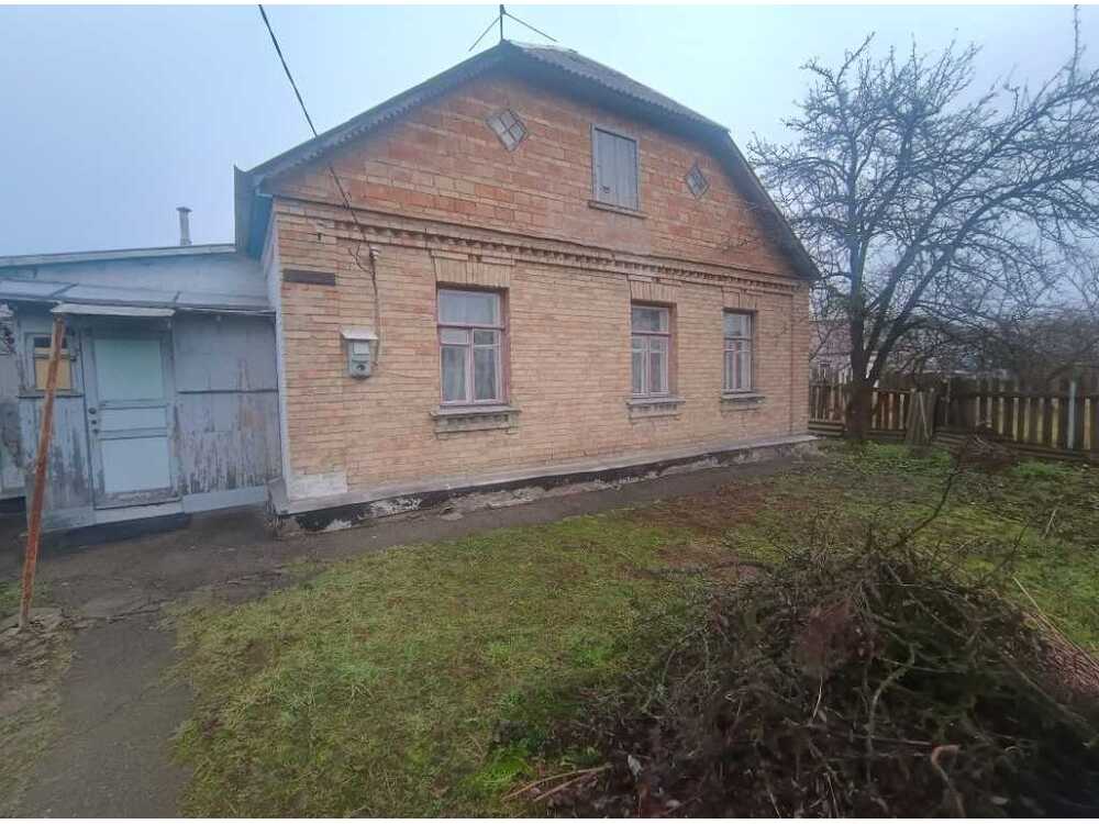 Продам 2-к частину дома Фастівський, Глеваха, Учительська. 