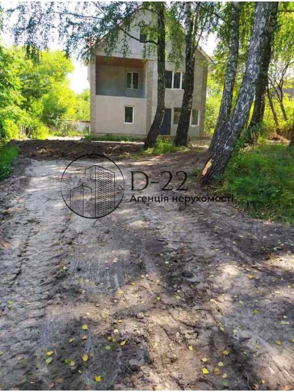 Продам 5-к дім Фастівський, Крушинка, лісова, 81. 