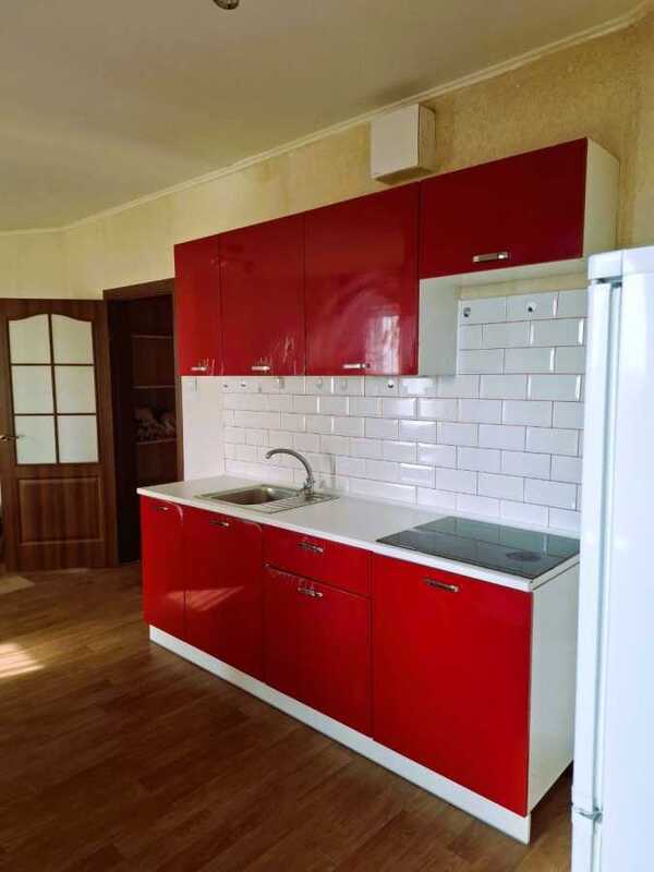 Продам 1-к квартиру Київ, Голосіївський, вул. Маршала Конєва, 5Г. 