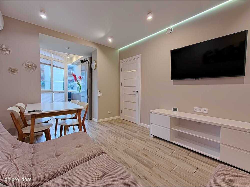 Продам 2-к квартиру Дніпро, Соборний, набережная победы. 