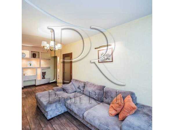 Продам 3-к квартиру Києво-Святошинський, Вишневе, Южная улиц а, 17. 