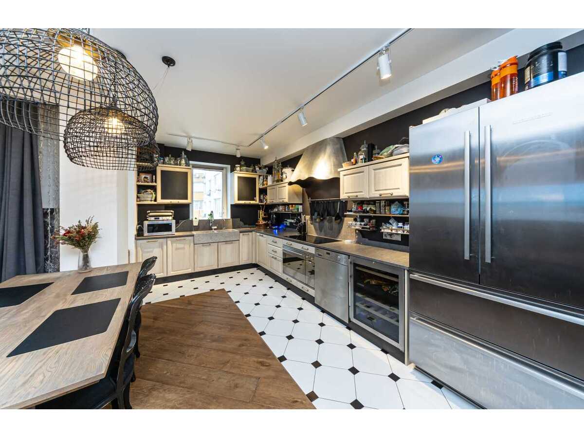 Здам довгостроково 3-к квартиру Київ, Дніпровський, просп. Павла Тичини, 16/2. 