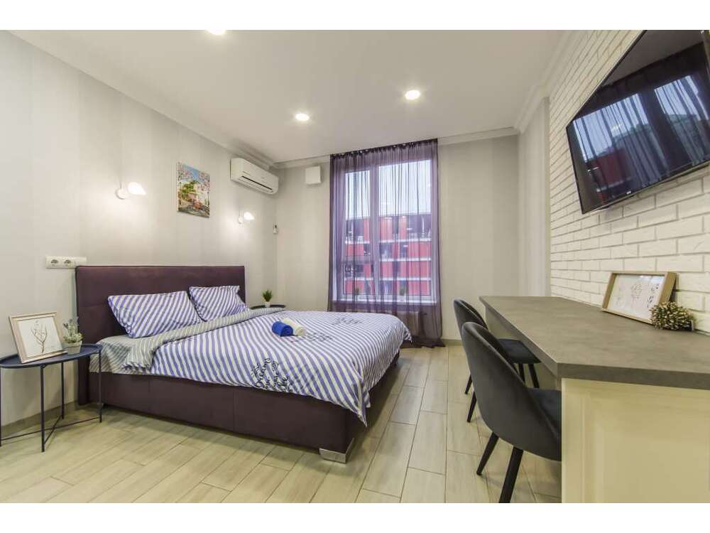 Здам подобово 1-к квартиру Київ, Дніпровський, просп. Соборності, 17/2. 