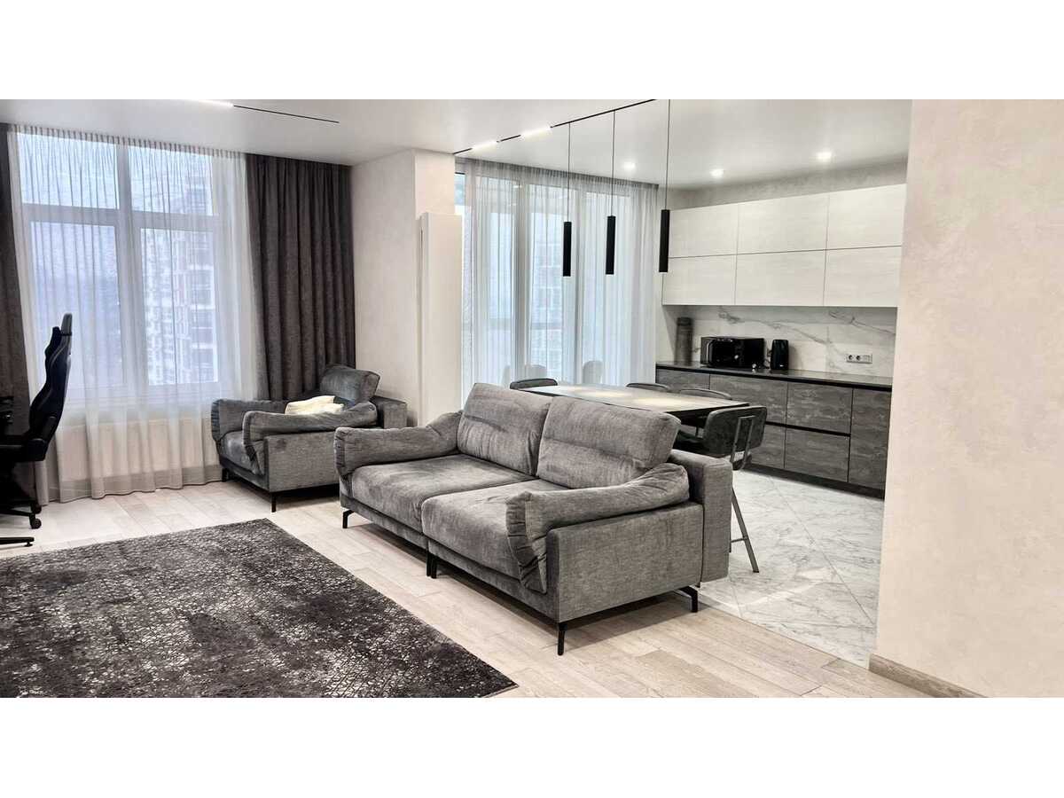 Здам довгостроково 2-к квартиру Київ, Дніпровський, вул. Микільсько-Слобідська, 8. 