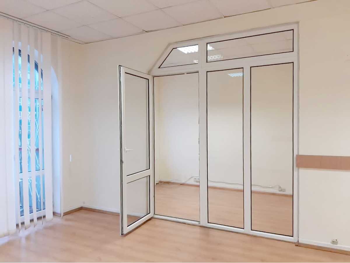 Здам довгостроково  офісна будівля Київ, Печерський, вул. Іоанна Павла ІІ. 