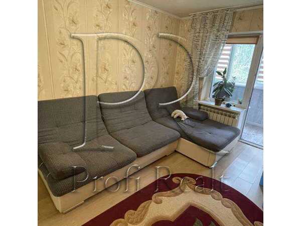 Продам 1-к квартиру Київ, Святошинський, вул. Симиренка, 20А. 