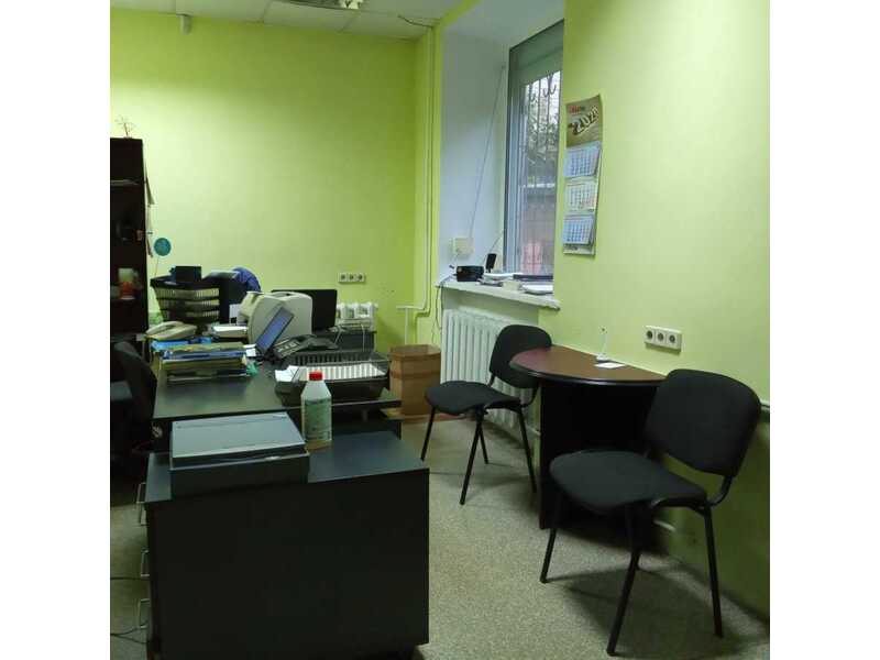 Продам  торгову площу Київ, Солом`янський, вул. Миколи Голего, 7б. 