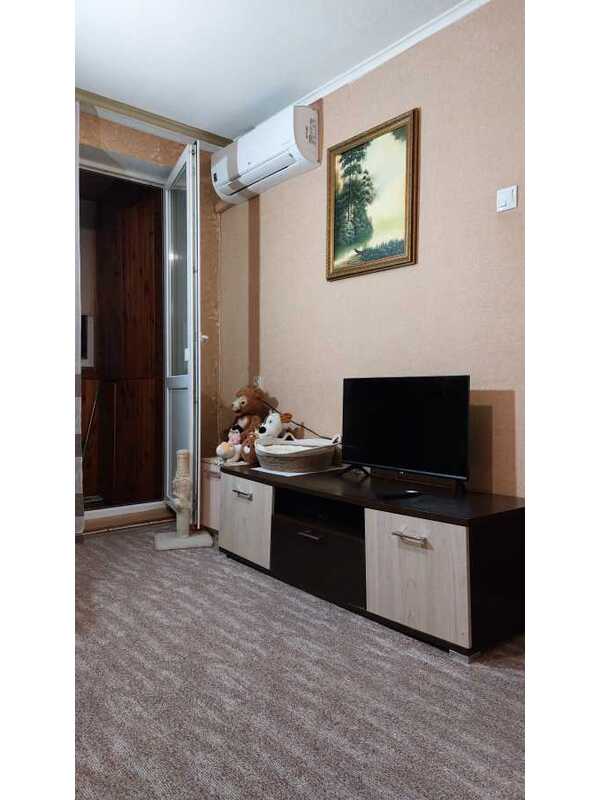 Продам 1-к квартиру Київ, Оболонський, просп. Маршала Рокоссовського, 7. 