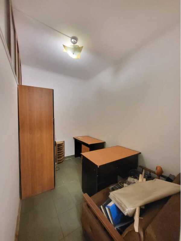 Продам  офісне приміщення Львів, Галицький, Сліпого. 