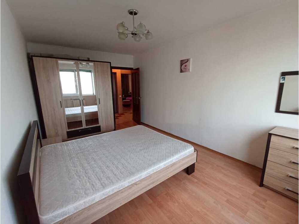 Здам довгостроково 3-к квартиру Київ, Солом`янський, вул. Митрополита Василя Липківського, 34. 