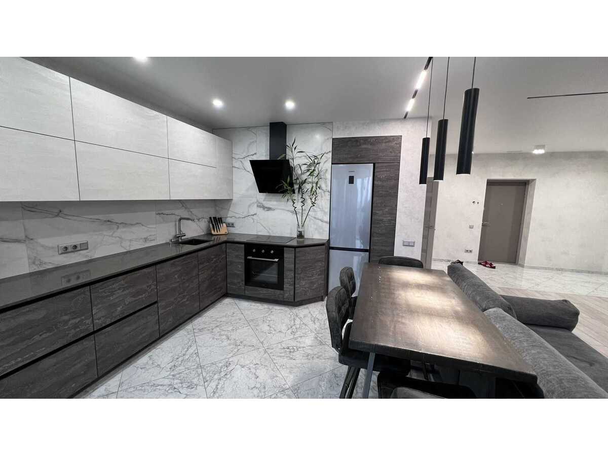 Здам довгостроково 2-к квартиру Київ, Дніпровський, вул. Микільсько-Слобідська, 8. 