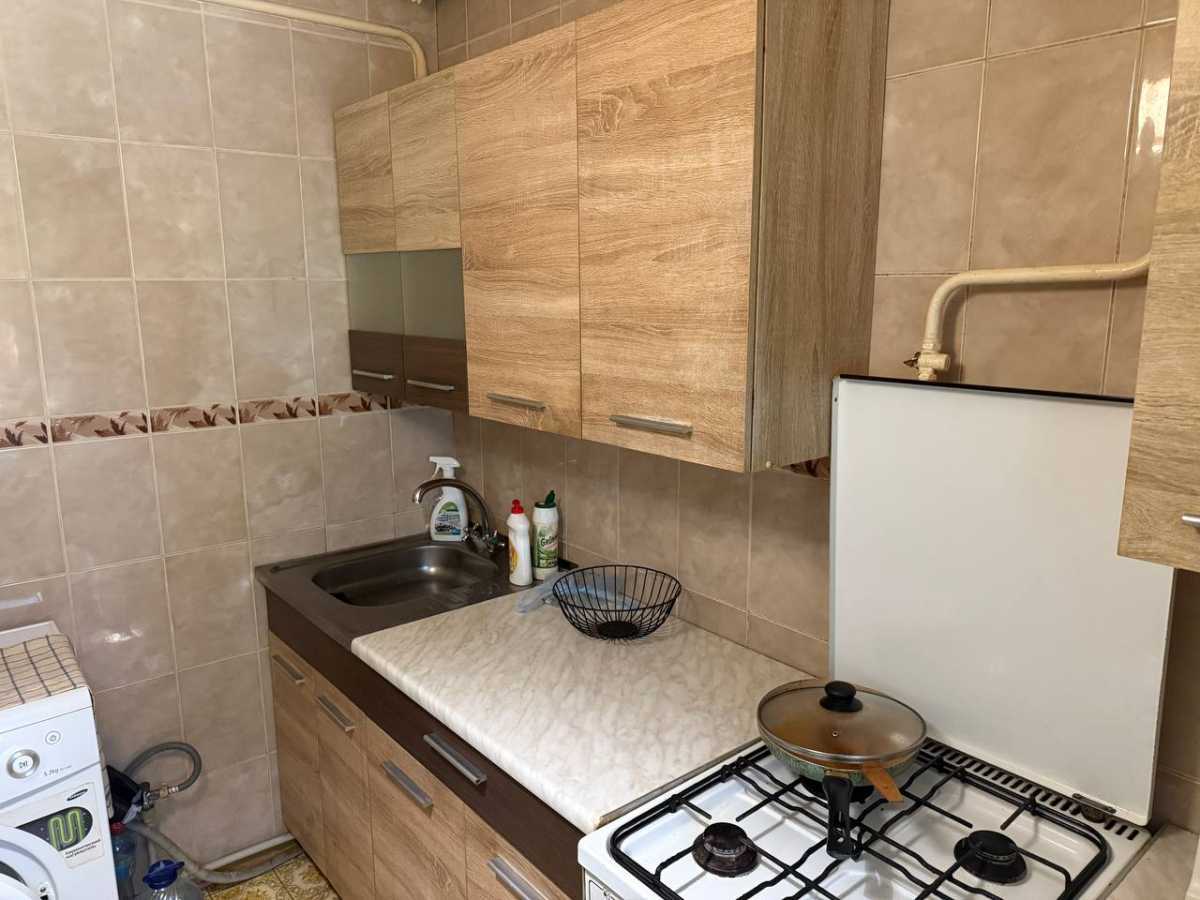 Продам 2-к квартиру Дніпро, Шевченківський, Данил Нечая, 23. 