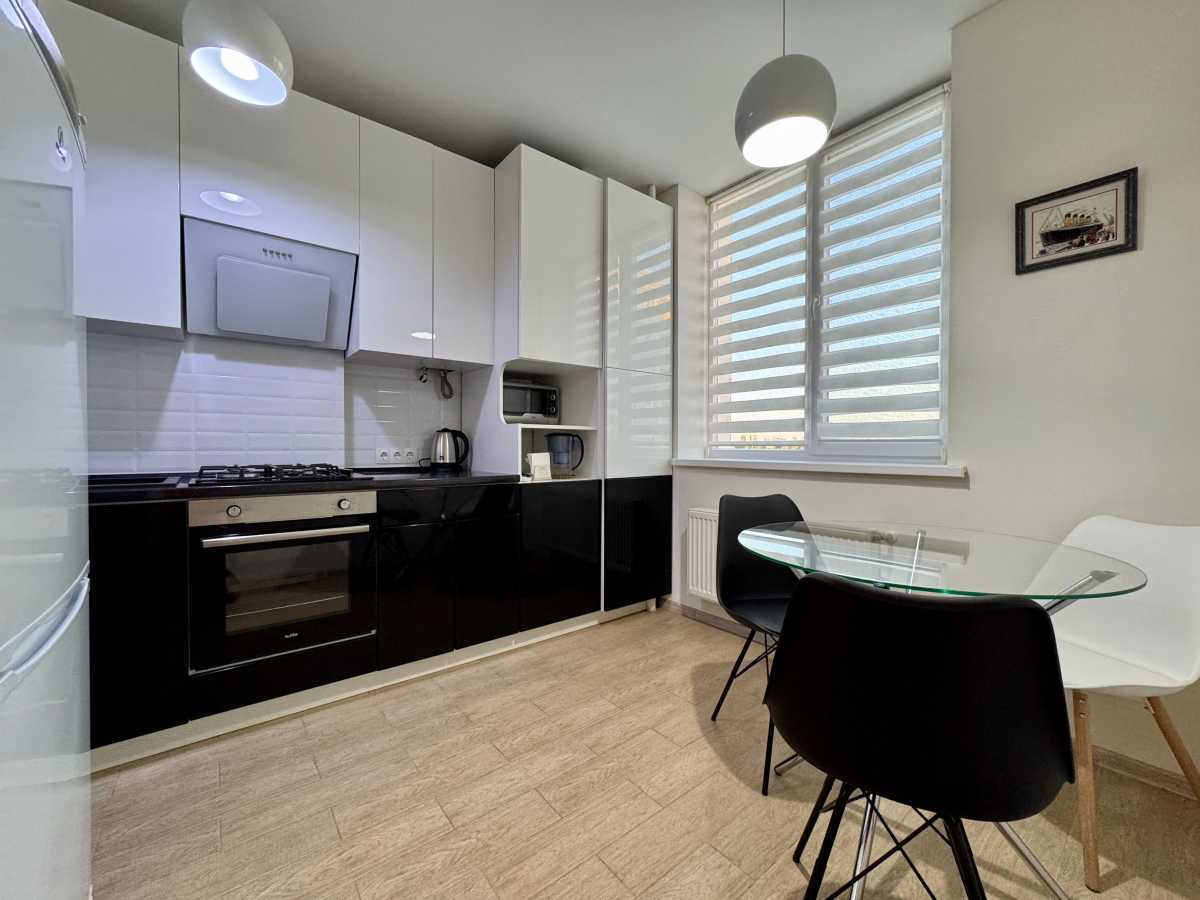 Здам довгостроково 1-к квартиру Бучанський, Петропавлівська Борщагівка, Мира, 23Б. 