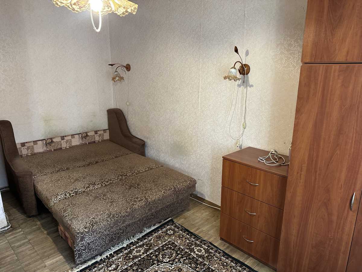 Здам довгостроково 1-к квартиру Київ, Святошинський, вул. Академіка Корольова, 6а. 