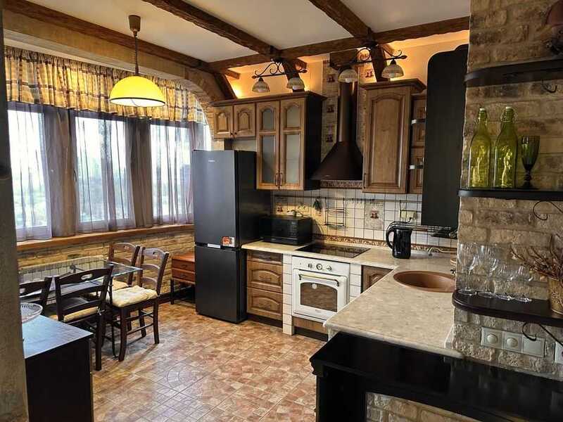 Продам 1-к квартиру Київ, Шевченківський, вул. Дмитрівська, 80. 