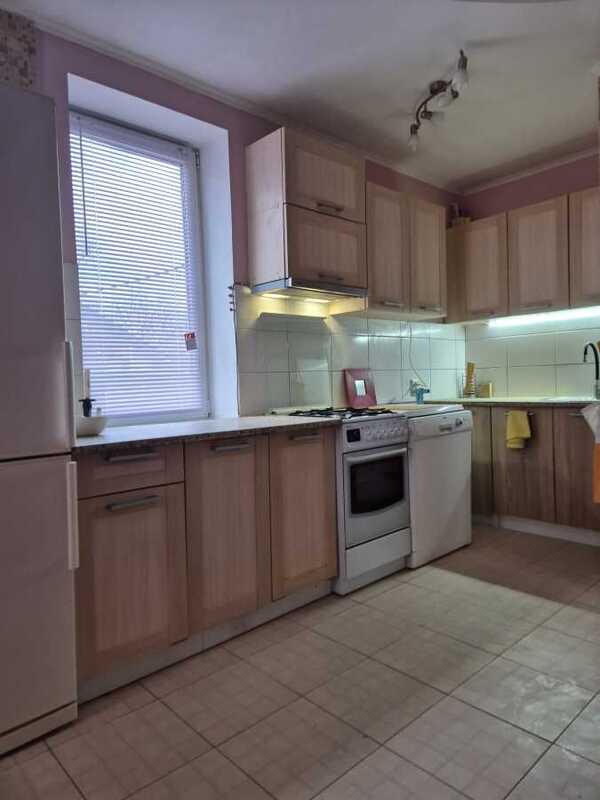 Здам довгостроково 3-к частину дома Фастівський, Тарасівка, Вишннвий, 2. 