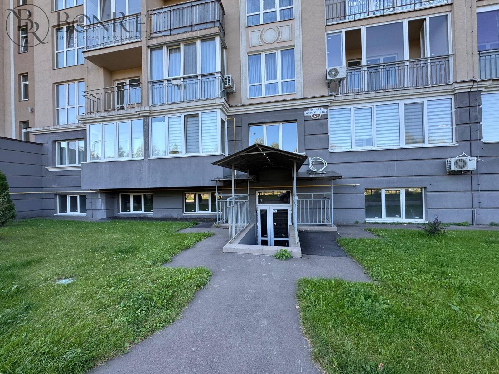 Продаж, Торгове, Фасад, Метрологічна, 129,3м2, 81,5м2.