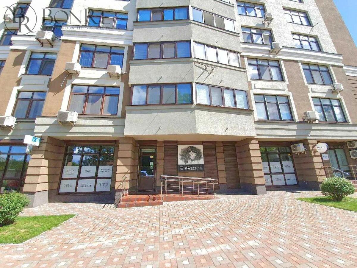 Продаж Торгово приміщення Сікорського, ЖК Зелений Острів 143м2